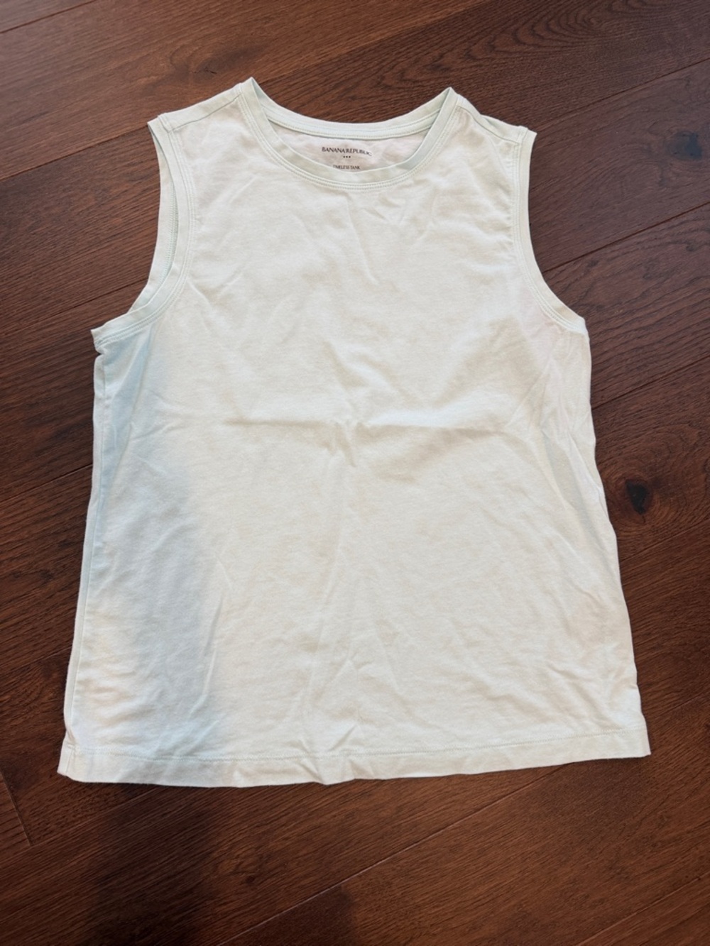 Banana Republic Timeless Tank in Mint Green Small - C38-021
